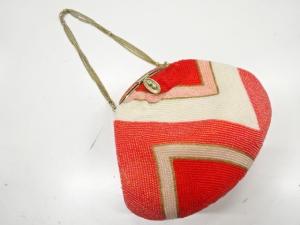 ビーズ　ハンドバッグ